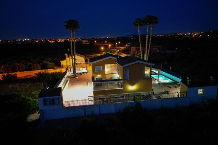 Image No.4-Propriété de 4 chambres à vendre à Orihuela
