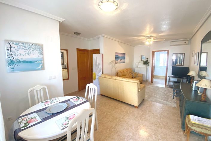 Image No.6-2 Bed Property for sale