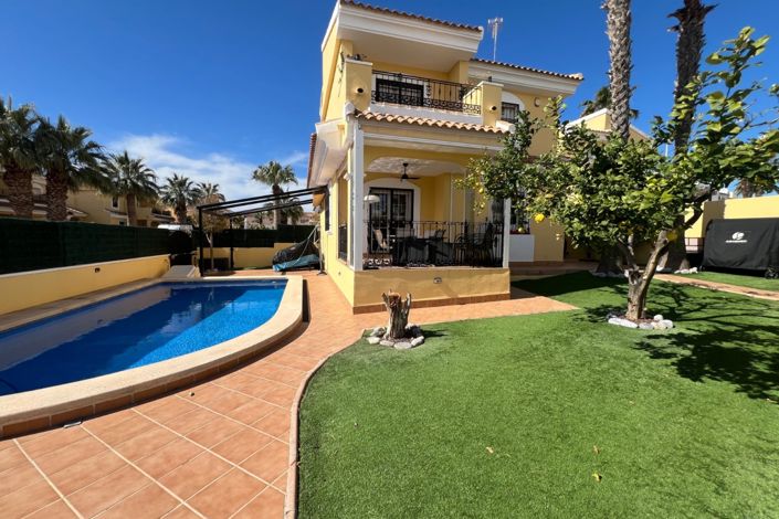 Image No.5-Villa de 3 chambres à vendre à Orihuela Costa