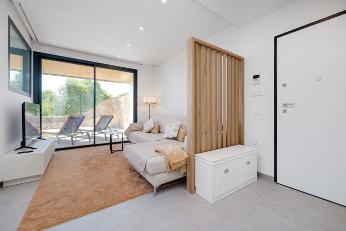 Image No.9-2 Bed Property for sale