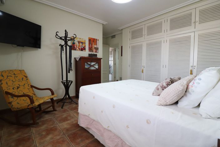 Image No.13-Propriété de 3 chambres à vendre