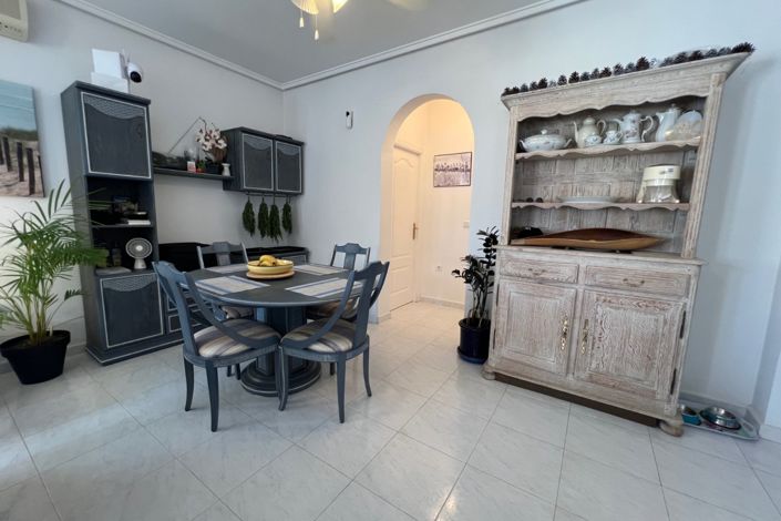 Image No.16-2 Bed Villa for sale