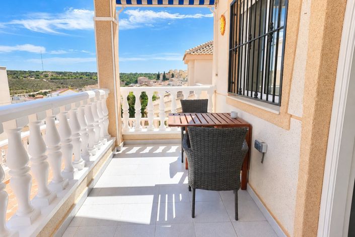 Image No.17-3 Bed Villa for sale