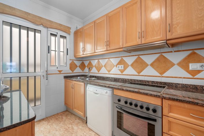Image No.10-3 Bed Villa for sale