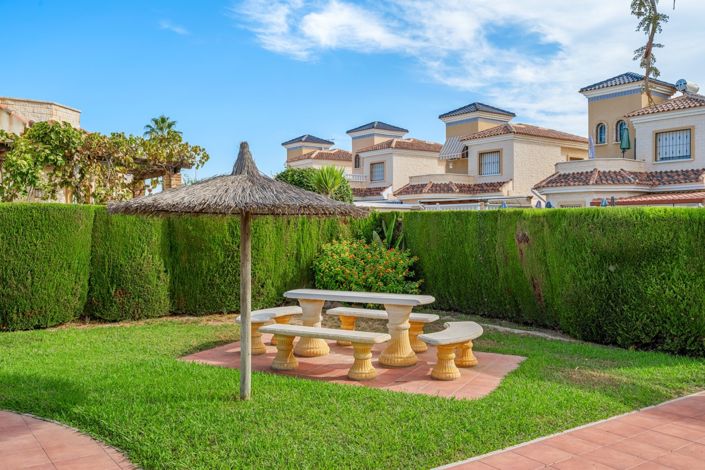 Image No.15-3 Bed Villa for sale