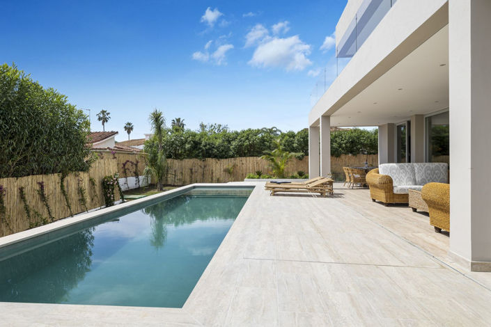 Image No.3-5 Bed Villa for sale