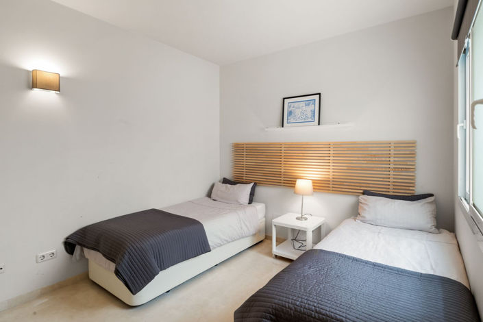 Image No.14-2 Bed Apartment for sale