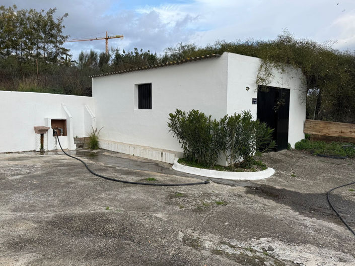 Image No.2-4 Bed Villa for sale