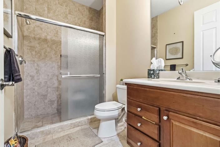 Image No.17-3 Bed Condo for sale