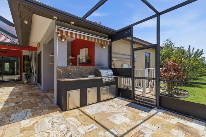 Image No.38-4 Bed House for sale