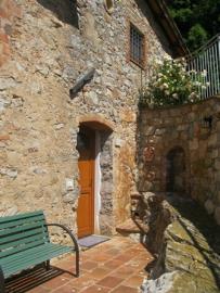 09_entrance_outdoor
