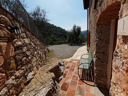 Image No.10-5 Bed House for sale