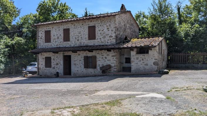 Image No.10-4 Bed House for sale