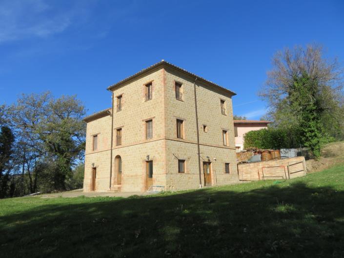 Image No.4-4 Bed Country House for sale