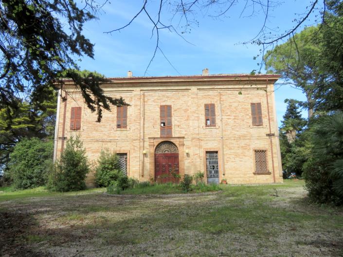Image No.3-Maison / Villa de 11 chambres à vendre à Montecassiano