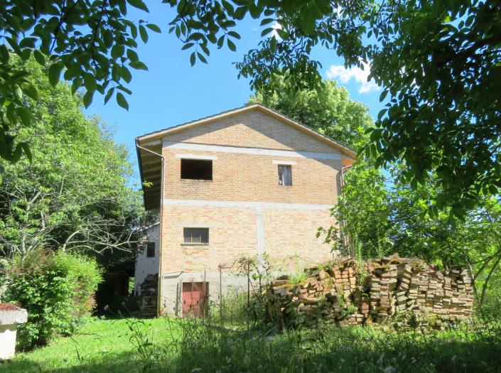 Image No.32-4 Bed Country Property for sale