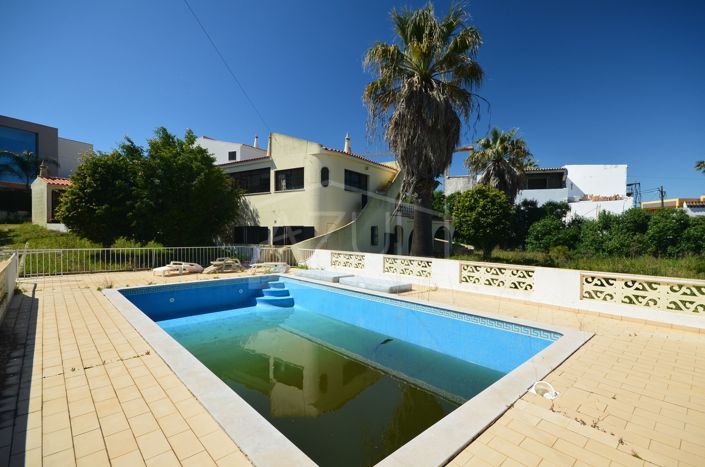 Image No.4-Villa de 5 chambres à vendre à Loule