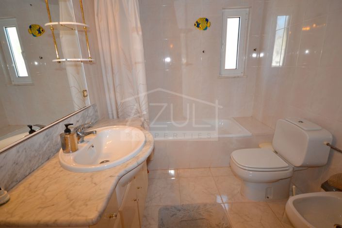 Image No.18-5 Bed Villa for sale