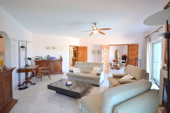 Image No.5-5 Bed Villa for sale