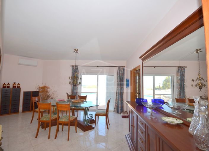 Image No.8-5 Bed Villa for sale