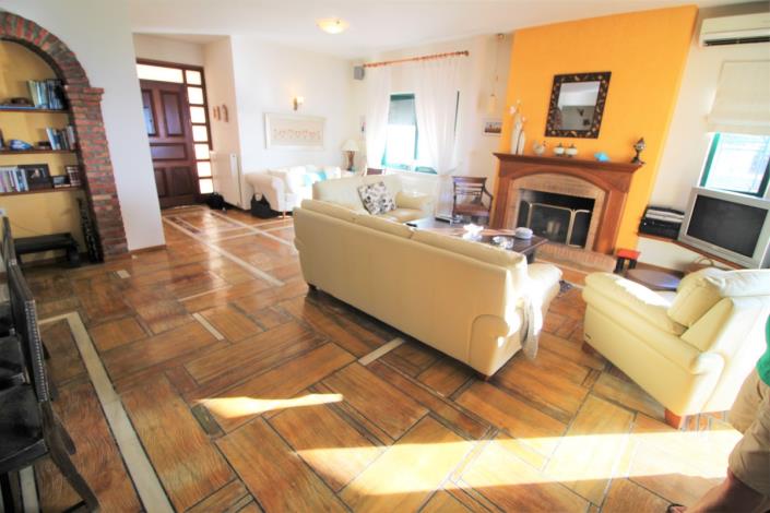 Image No.48-4 Bed Villa for sale