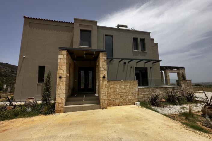 Image No.2-3 Bed Villa for sale