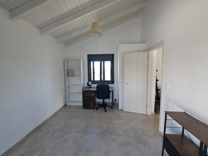 Image No.22-2 Bed House for sale