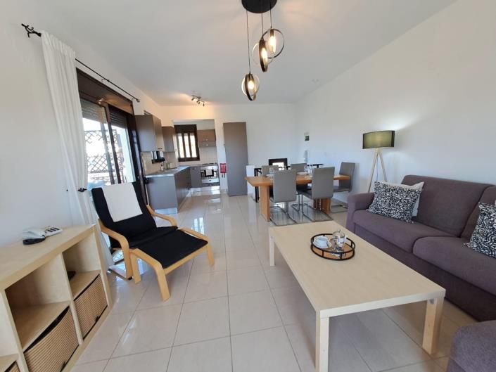 Image No.18-2 Bed Maisonette for sale
