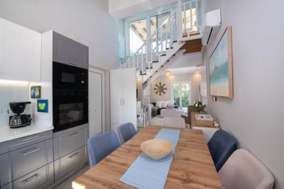 Villa-for-sale-in-Almirida-Villa-for-sale-in-Almirida-8