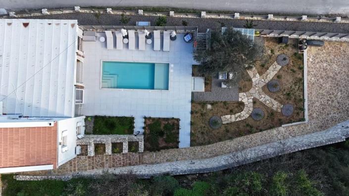 Image No.23-2 Bed Villa for sale