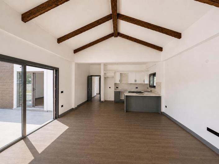 Image No.11-3 Bed Bungalow for sale
