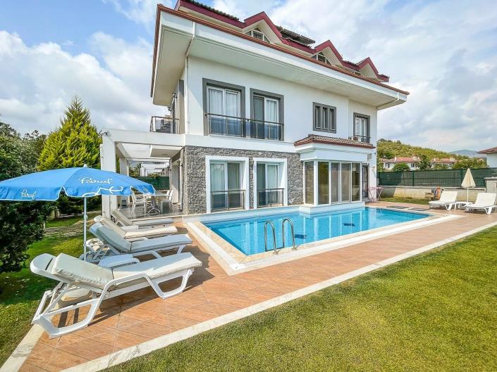 Image No.18-4 Bed Villa for sale