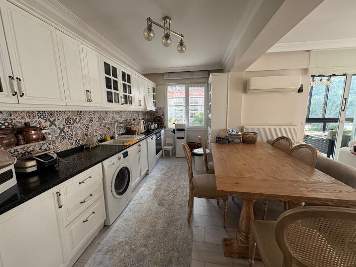 Image No.5-3 Bed Apartment for sale