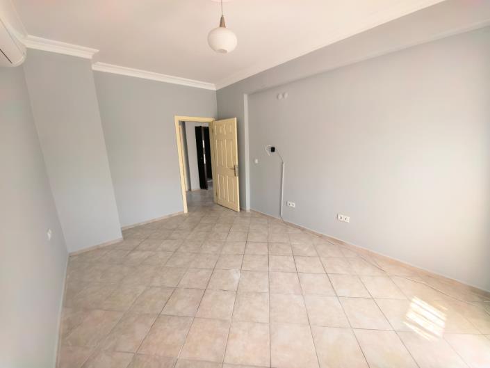 Image No.8-3 Bed Apartment for sale