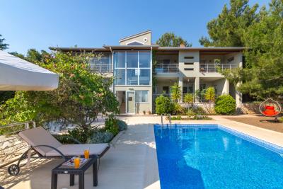 VillaDolunay-1