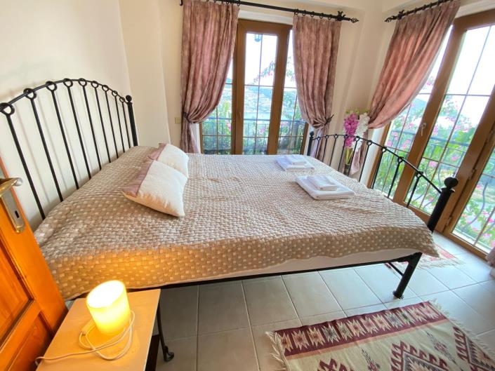 Image No.13-2 Bed Apartment for sale