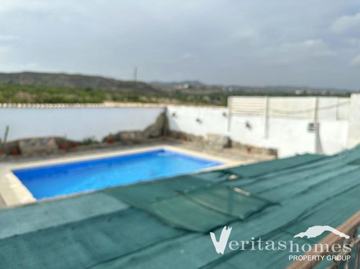 Image No.8-6 Bed Country House for sale