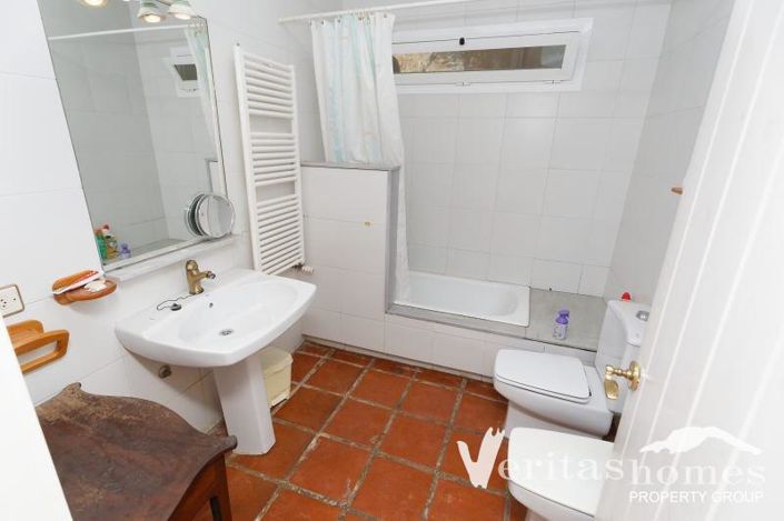 Image No.9-3 Bed Villa for sale