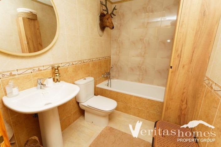 Image No.8-2 Bed Apartment for sale