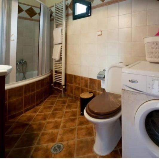 Image No.23-3 Bed House for sale