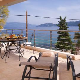 1 - Karavomilos, Apartment