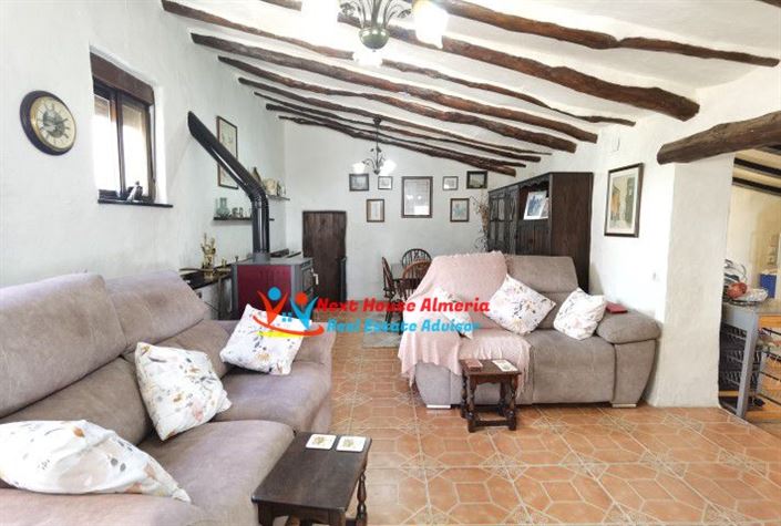 Image No.15-3 Bed Country House for sale