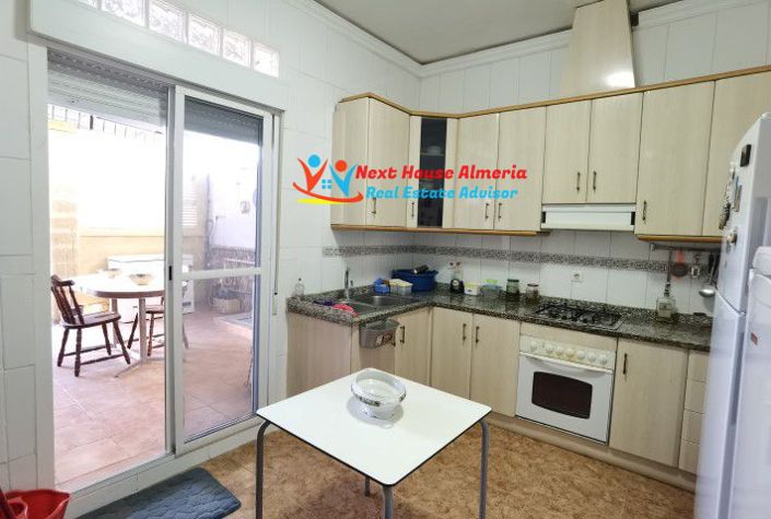 Image No.44-3 Bed Country House for sale
