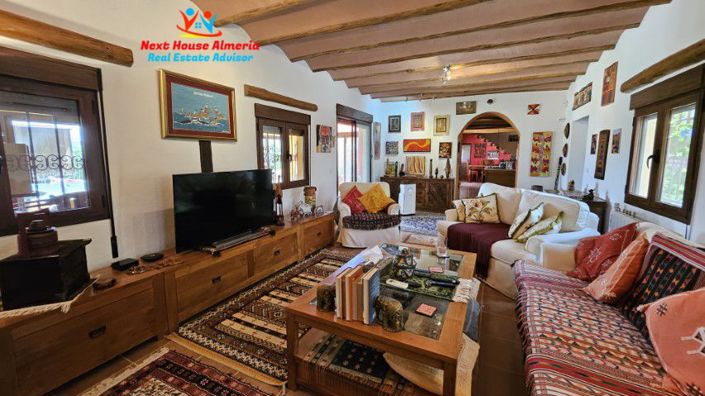 Image No.21-3 Bed Country House for sale