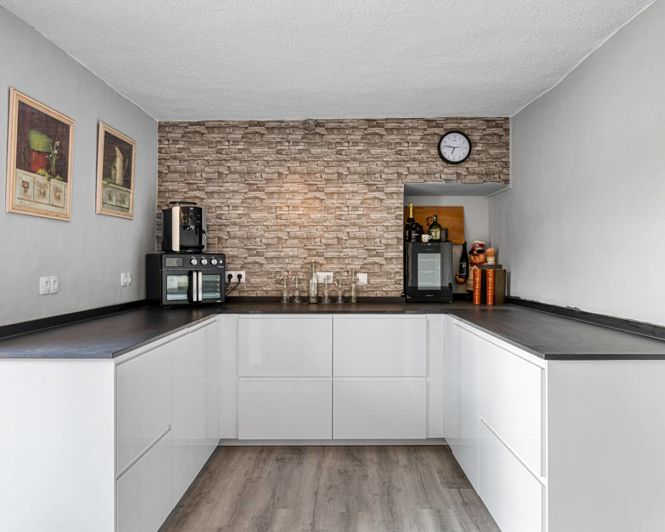 Image No.4-Propriété de 3 chambres à vendre