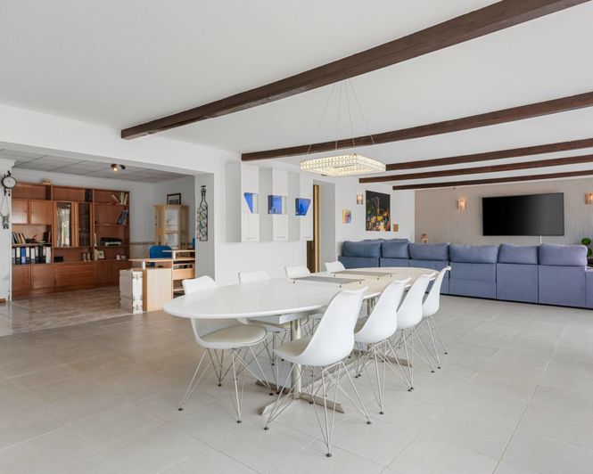 Image No.7-Propriété de 3 chambres à vendre