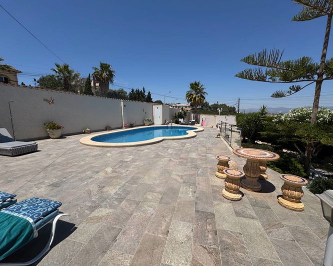 Image No.48-5 Bed Villa for sale