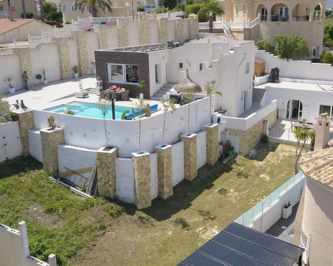 Image No.40-6 Bed Villa for sale