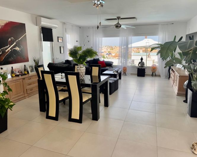 Image No.6-6 Bed Villa for sale