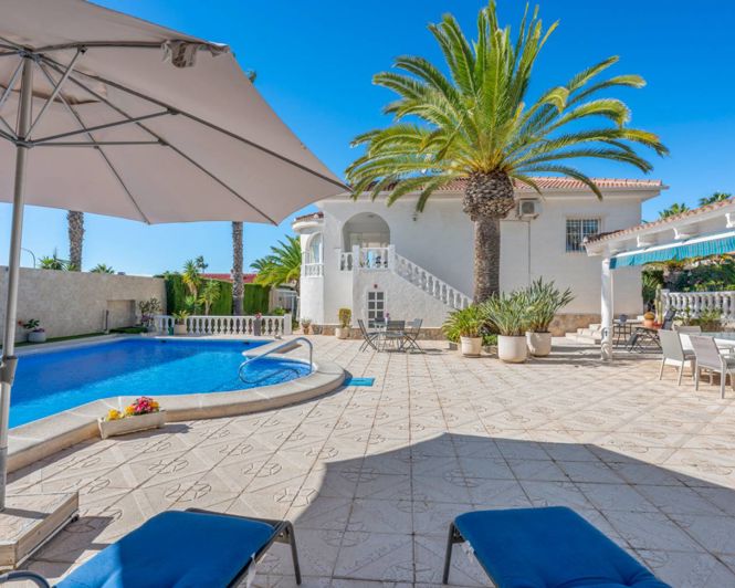 Image No.28-4 Bed Villa for sale